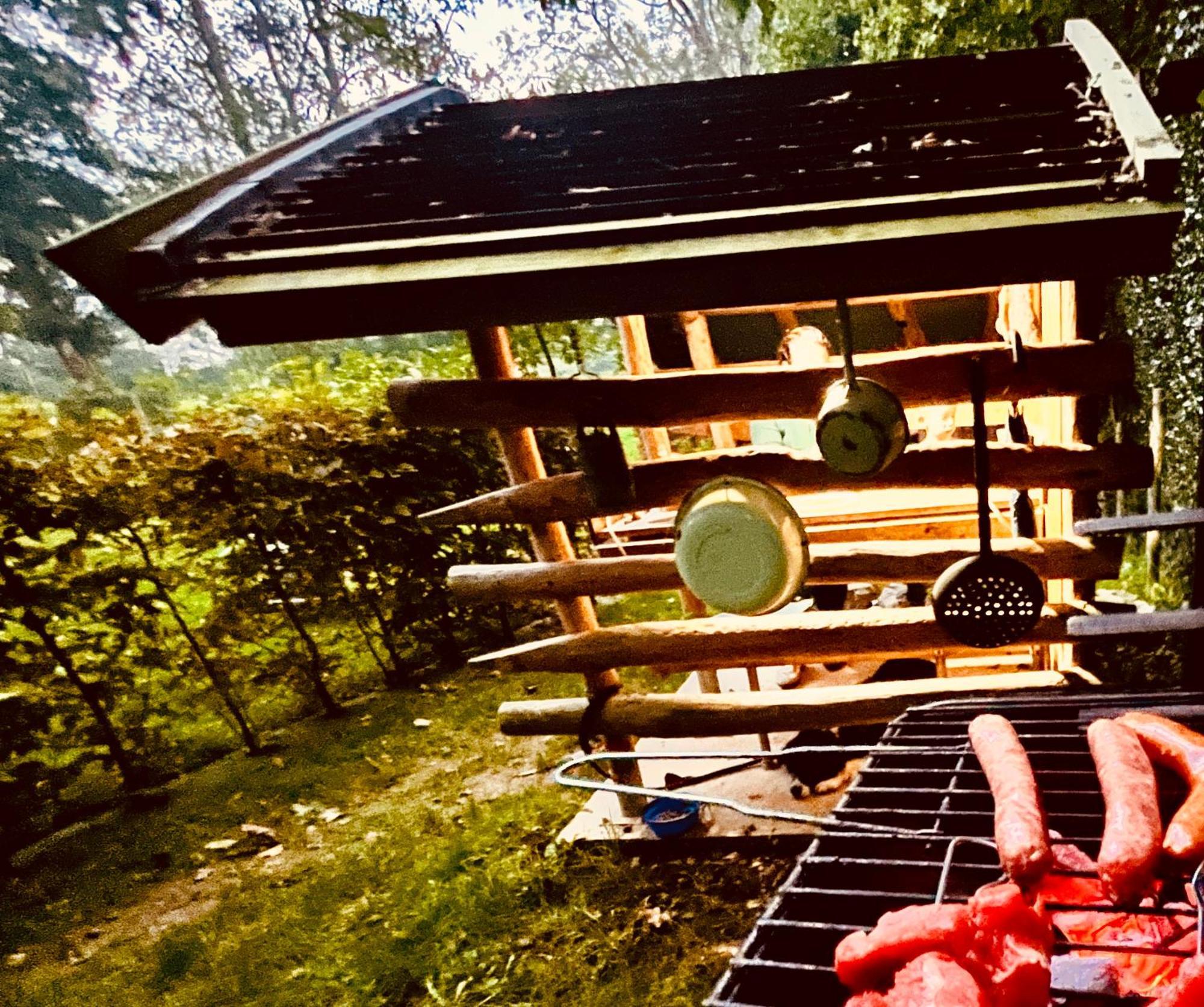 La Cabane Perchee Du Trappeur Écrainville Dış mekan fotoğraf